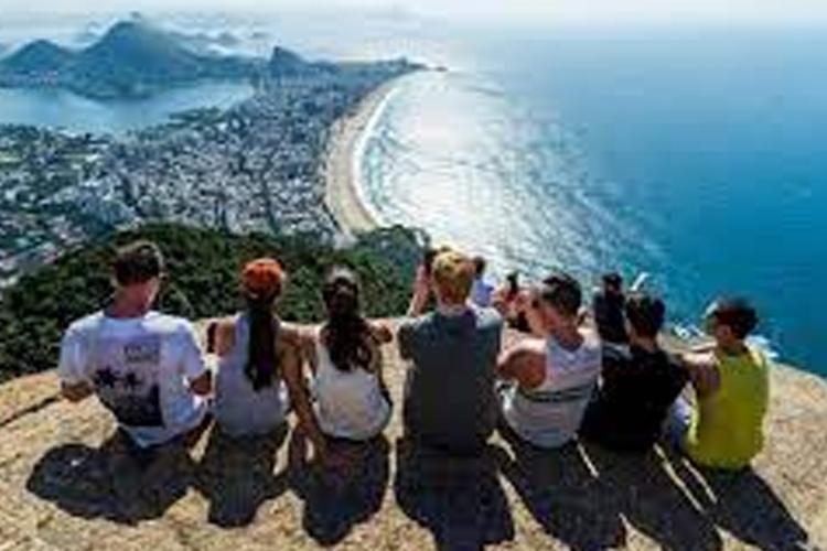 Turismo fatura R$ 17,3 bilhões em janeiro, impulsionado pelo aumento de preços