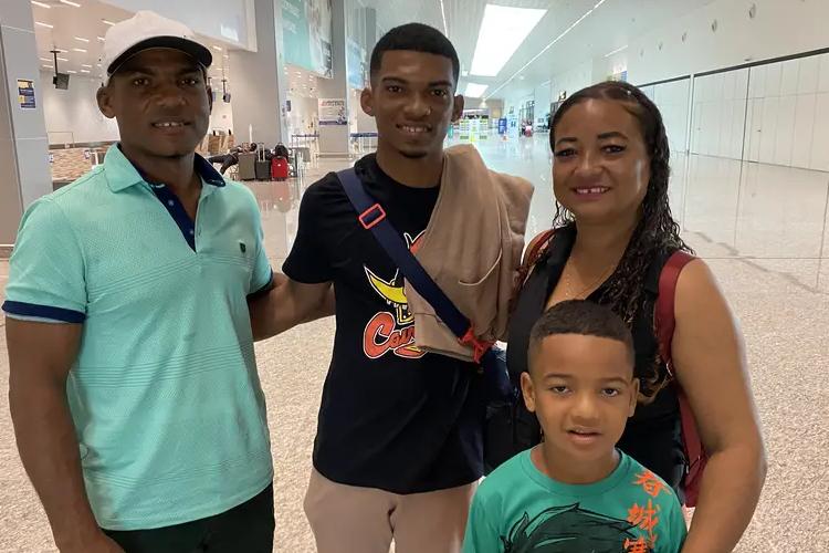 Jovem jogador quilombola do Amapá embarca para 