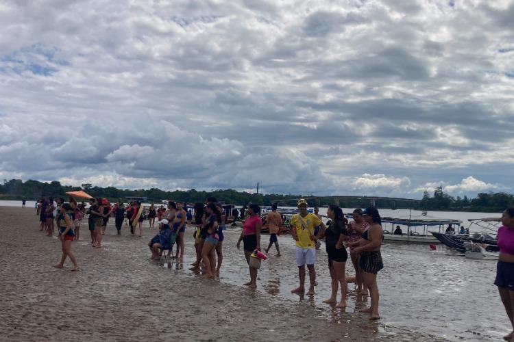 Santana Verão reúne centenas de pessoas em tradicional torneio de futlama e vôlei na Praia do Vermelho