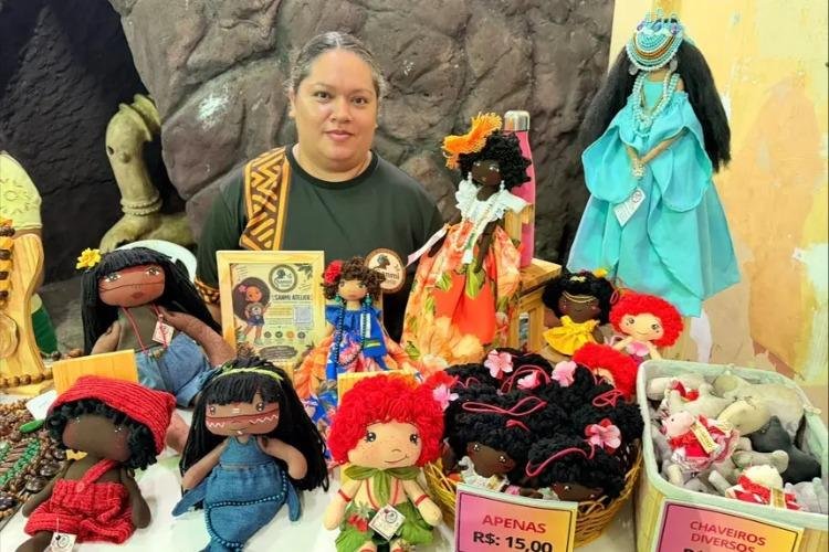 'Além de prestigiar o evento, a população conhece o nosso trabalho', destaca artesã no Amapá Jazz Festival