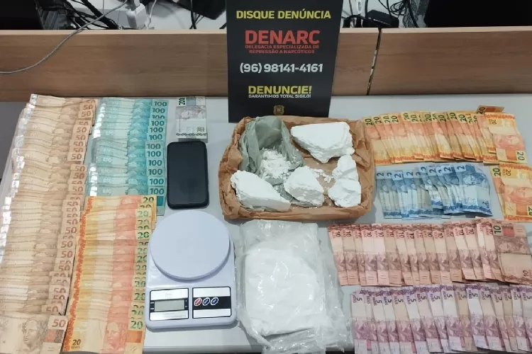 Em Macapá, Polícia Civil prende dois homens em flagrante por tráfico de drogas e apreende porções de cocaína