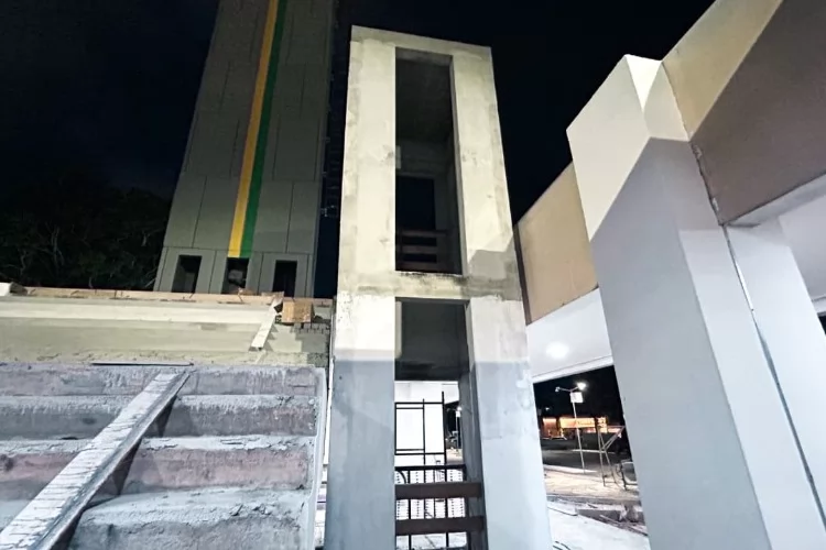 Marco Zero do Equador recebe últimos retoques antes da reabertura ao público