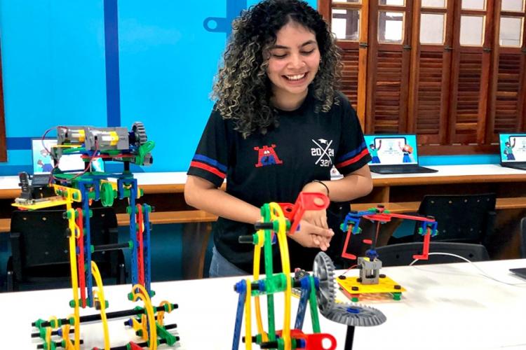 Governo do Amapá e Unifap inauguram Centro Tecnológico em Robótica, em Macapá