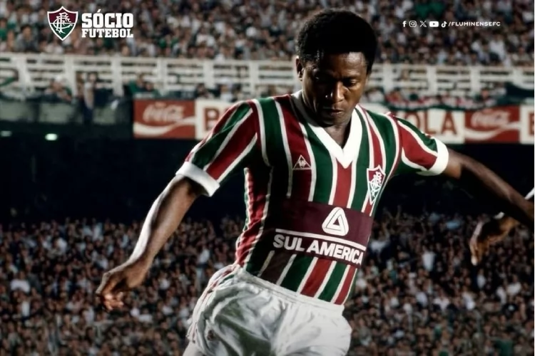 Fluminense promove experiência exclusiva no museu com presença do ídolo Aldo