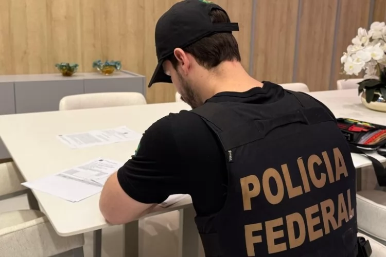 PF investiga esquema de licitações fraudulentas em municípios do estado do Amapá