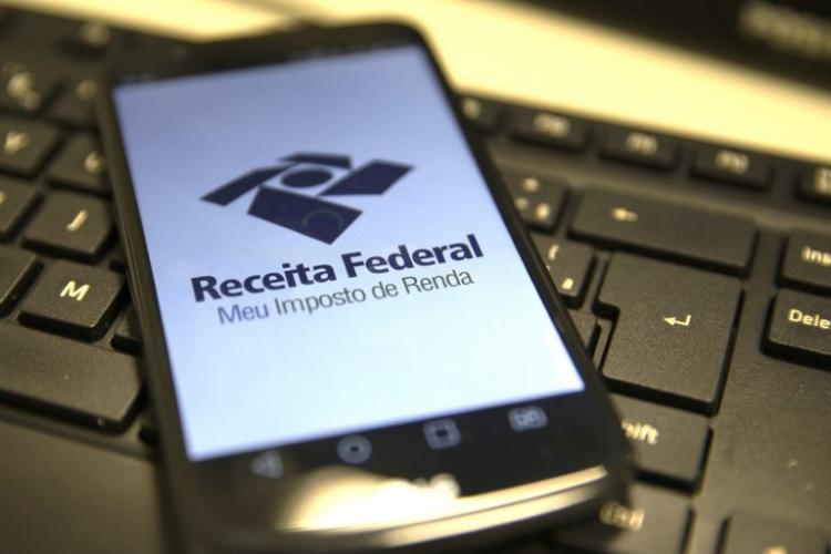 Nova tabela do Imposto de Renda começa a valer em maio. Veja o que muda
