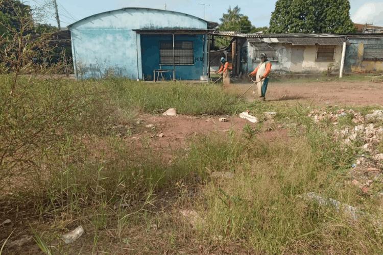 Semop intensifica limpeza em vários pontos da cidade