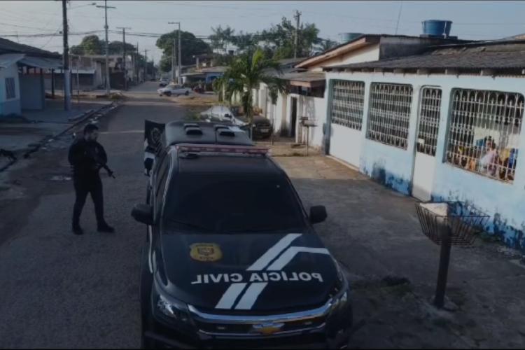 Em Santana, PC prende casal especializado em praticar crimes pela internet