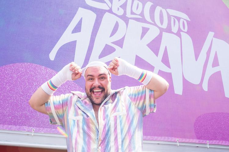 Tiago Abravanel agita pré-Carnaval de São Paulo
