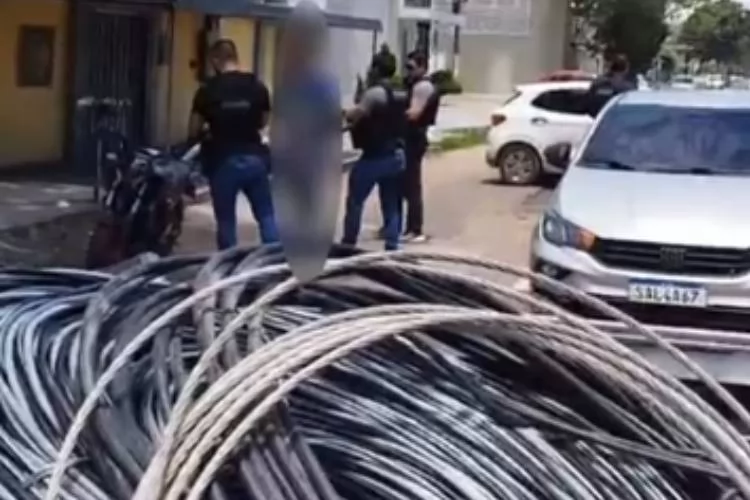 Em Macapá, PC prende três homens que estavam furtando e comercializando cabos elétricos da Companhia de Energia do Amapá