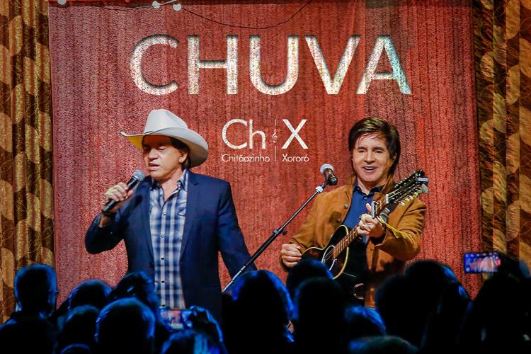 Chitãozinho & Xororó lançam nova música