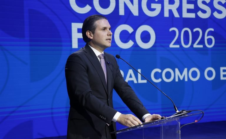 Presidente da Câmara destaca transparência e pluralidade como pilares da democracia