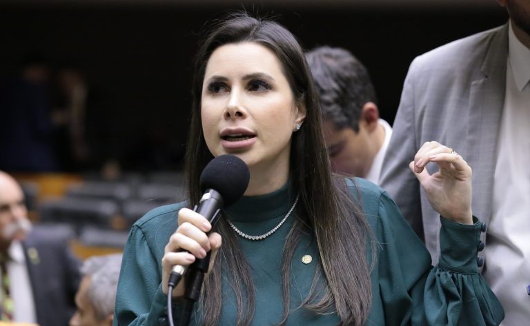 Comissão aprova projeto que inclui o termo “pedofilia” na legislação penal e no ECA