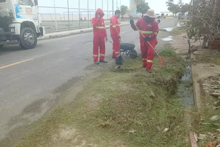 Governo do Amapá intensifica limpeza da orla do Cidade Nova para o Festival de Iemanjá
