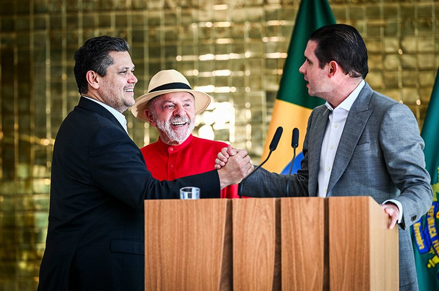Eleição de comissão da MP da taxa das blusinhas é antecipada para sexta
