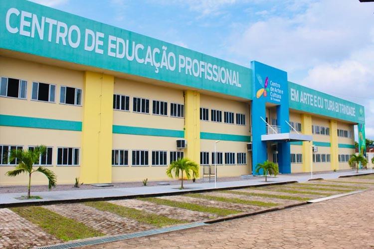 Inscrições para contratar 100 professores horistas na educação profissional e tecnológica