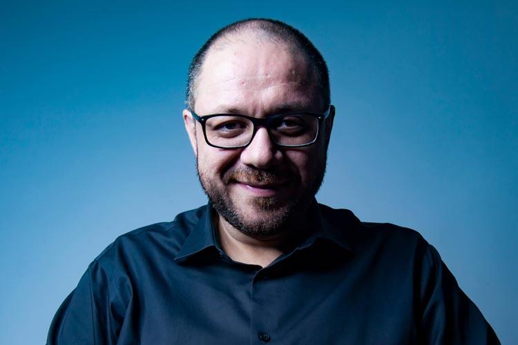 IA nos negócios: como explorar os impactos positivos em longo prazo?