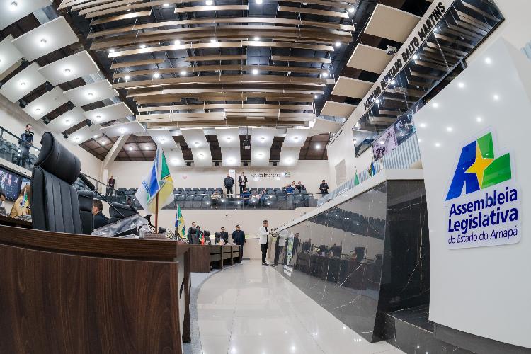 Parlamentares debatem potencial do petróleo para a economia do Amapá