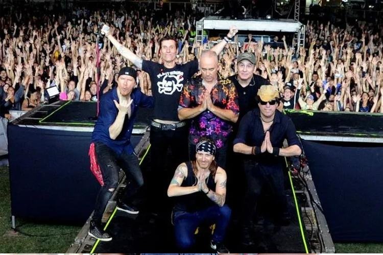 Capital Inicial 4.0: Turnê da banda se apresenta em Macapá, no Zerão