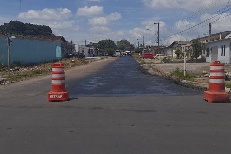 Obras de pavimentação transformam rua Padre Vitório Galiane, no Paraíso