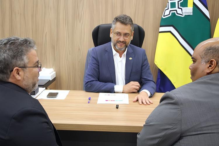 Governador Clécio Luís autoriza convocação de aprovados em concurso para procurador do Estado do Amapá