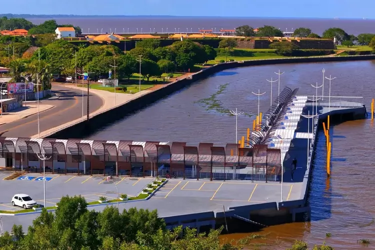 Governador Clécio Luís entrega novo Terminal Hidroviário Engº Hercílio da Luz Mescouto com padrão nacional na orla de Macapá