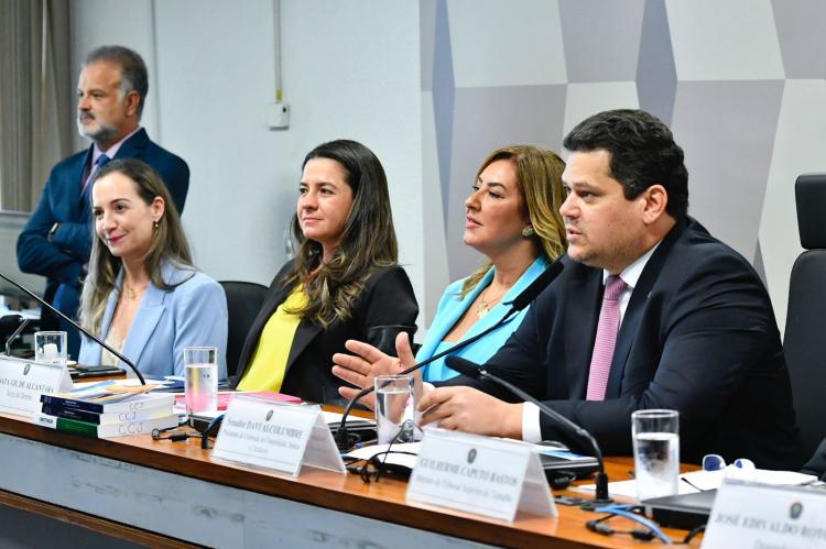 Aprovações na CCJ do Senado para Conselhos Nacionais