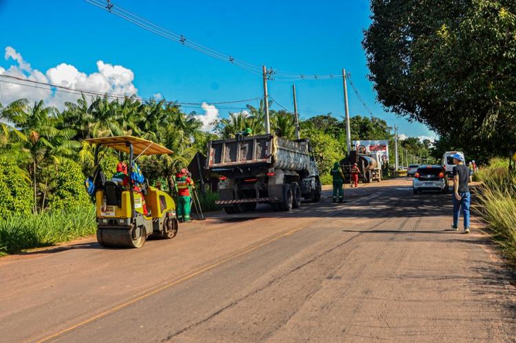 Festa de São Tiago: Governo do Amapá realiza manutenção das rodovias AP-010 e AP-020, de acesso à Mazagão Velho