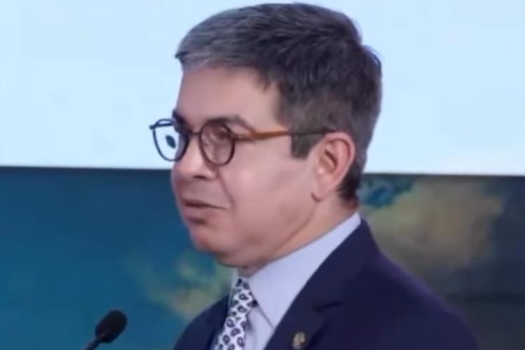 “Uma revolução para o Amapá e uma necessidade para o Brasil”, disse Randolfe sobre a exploração de Petróleo