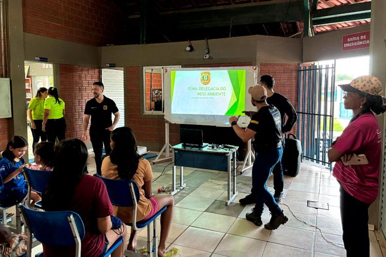PC palestra sobre educação ambiental para alunos do Sesc Jari