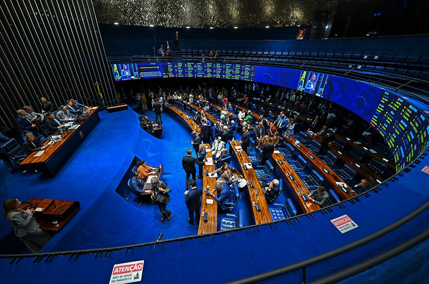 Fixada em cinco anos prescrição para infrações de donos de cartórios