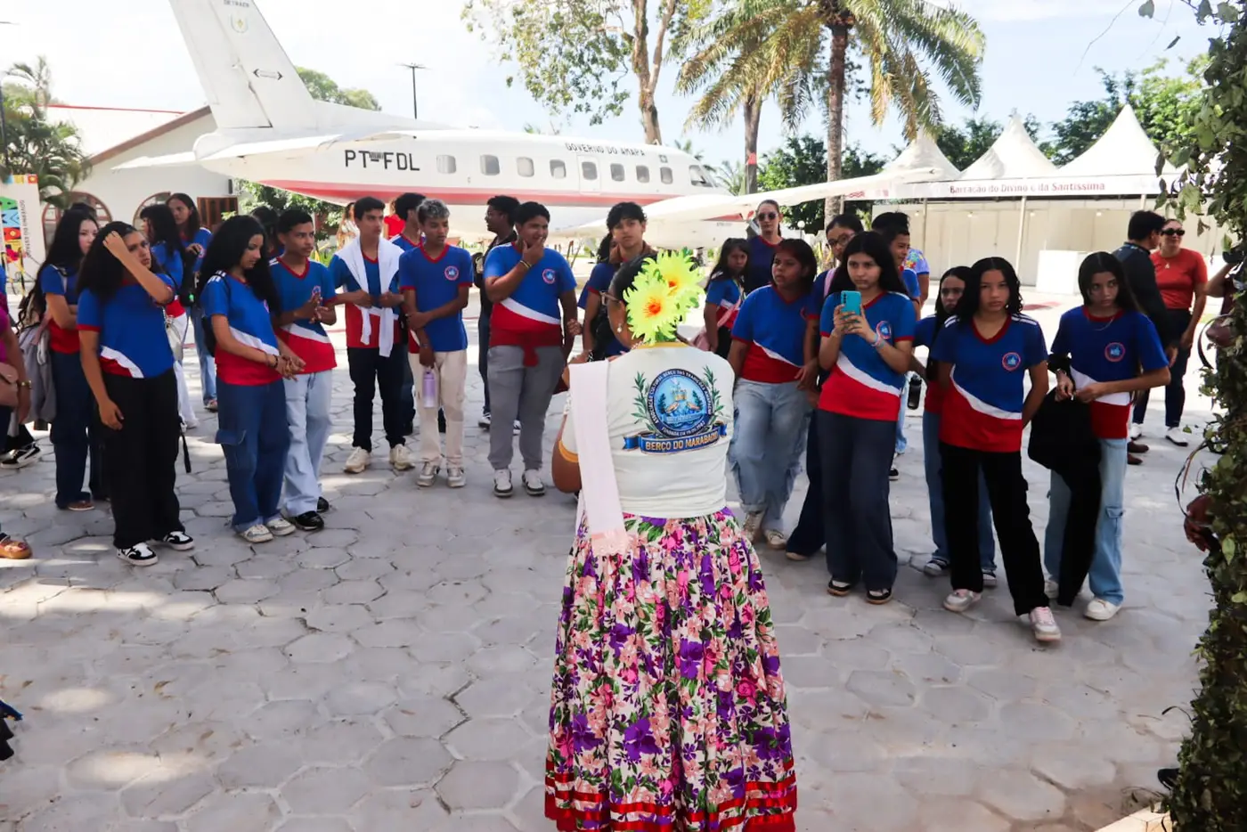 Alunos da Escola Edgar Lino participam de visita monitorada no Parque Residência, como parte da Semana do Marabaixo