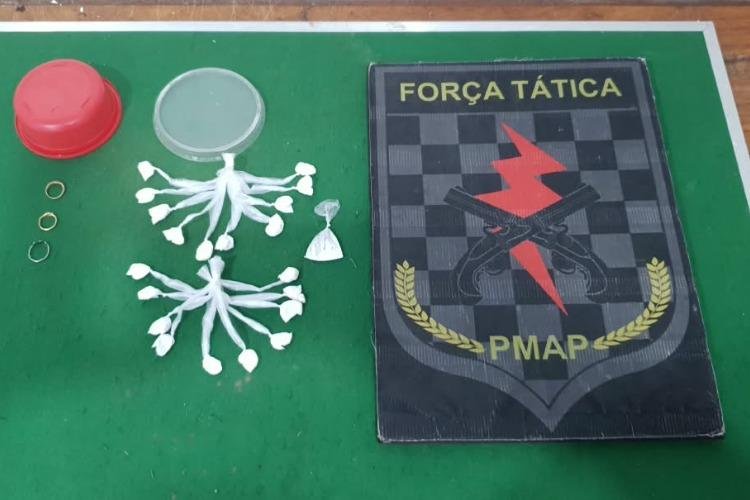 Batalhão de Força Tática prende três pessoas por tráfico de drogas, roubo e outros crimes em Macapá