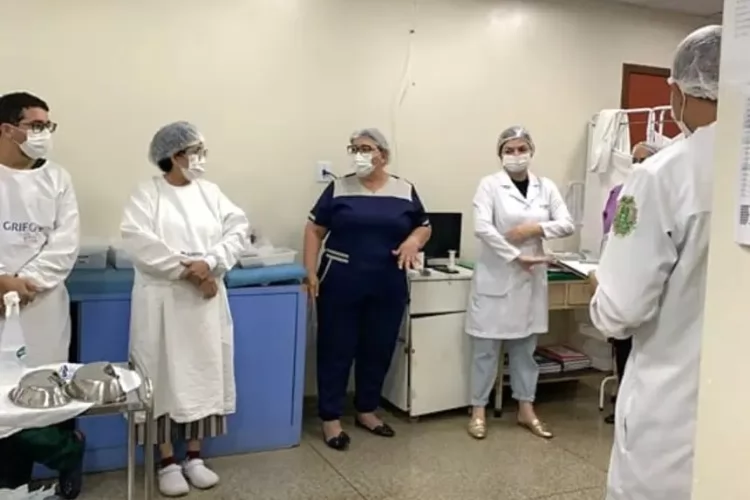 Blitz de Biossegurança reforça práticas seguras e prevenção de infecções no Hospital de Clínicas Dr. Alberto Lima