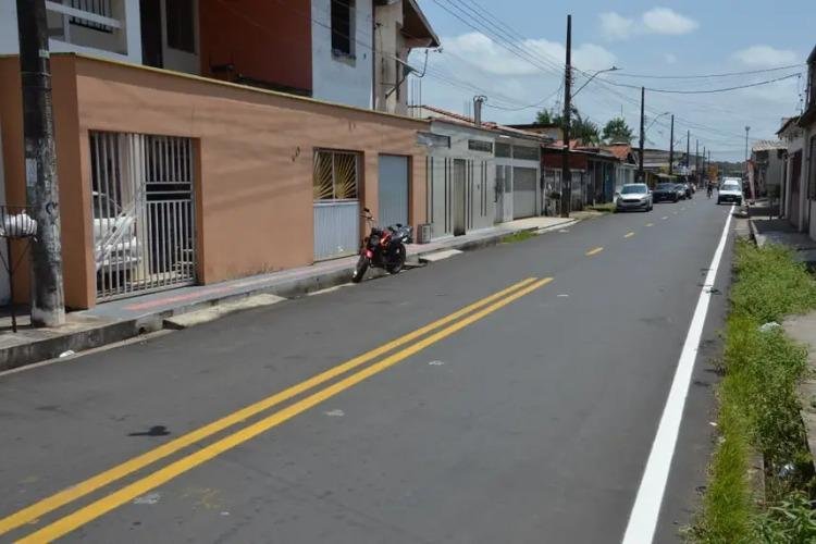 Mais de 8 quilômetros de ruas recebem pavimentação no bairro Perpétuo Socorro, em Macapá