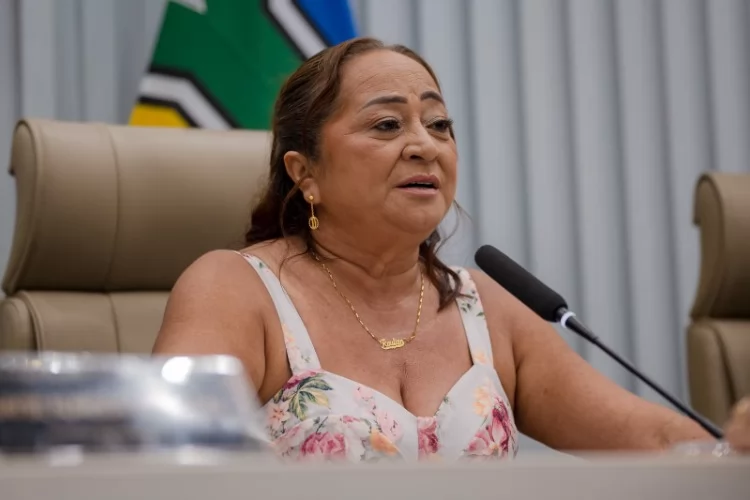 Assembleia homenageia profissionais da Unacon que transformam cuidado em esperança na luta contra o câncer