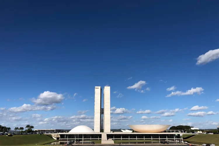Partidos que apoiaram Flávio Bolsonaro buscam aproximação com novo governo Lula