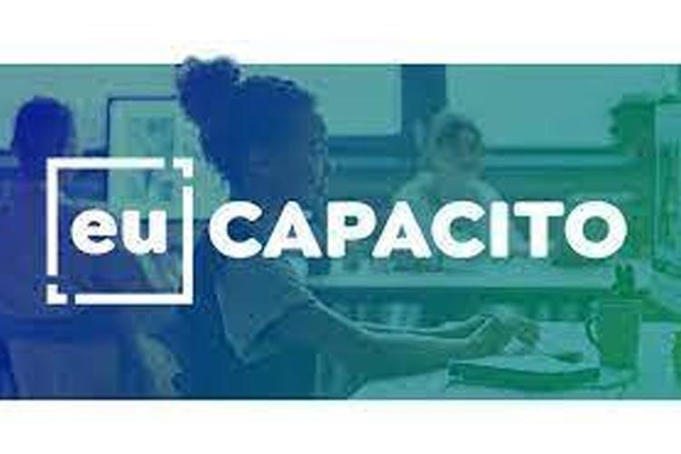 Cursos gratuitos de tecnologia do Eu Capacito impulsionam carreiras
