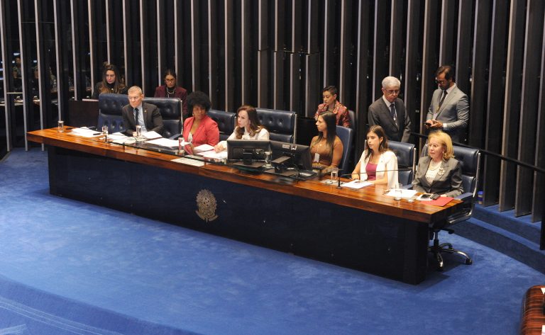 Agenda Legislativa Mulheres do Brasil prioriza cotas femininas no Legislativo e orçamento voltado às mulheres - Notícias