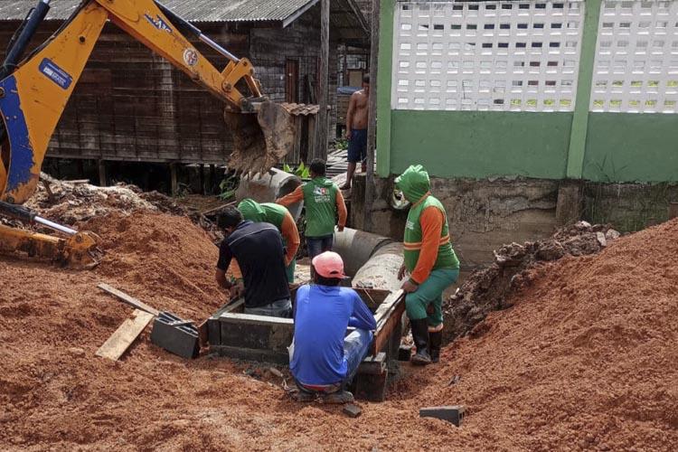 Obra de drenagem na Avenida das Nações segue em ritmo acelerado