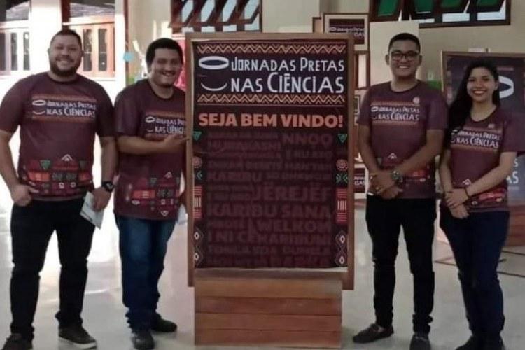 Ueap reúne acadêmicos e pesquisadores para debater as questões étnico-raciais na ciência