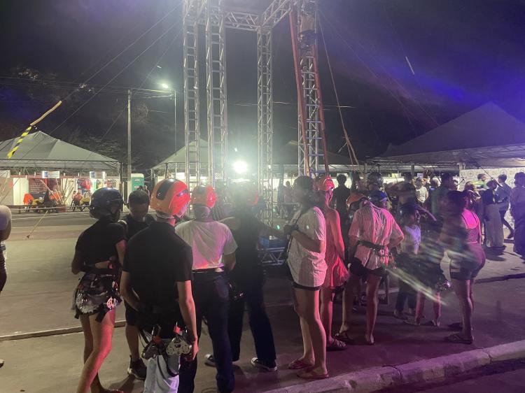Tirolesa é atração na 1ª noite de InovaTech 2024