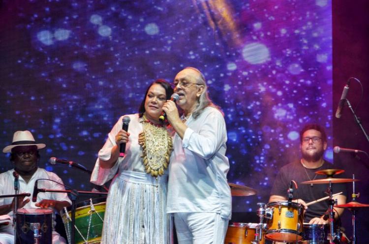 Patrícia Bastos e Nilson Chaves encantam o público na 53ª Expofeira do Amapá em encontro da música amazônida