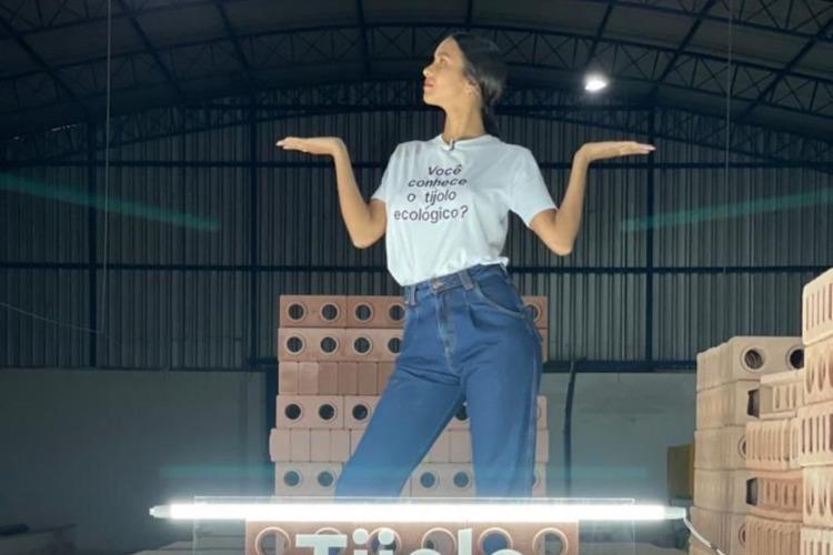 Lais Ribeiro desembarca no Rio de Janeiro para ação em prol da preservação dos oceanos