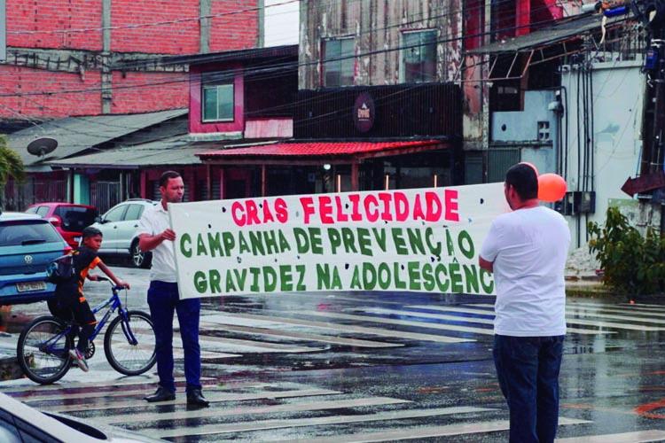 CRAS Felicidade realiza blitz educativa sobre prevenção da gravidez na adolescência
