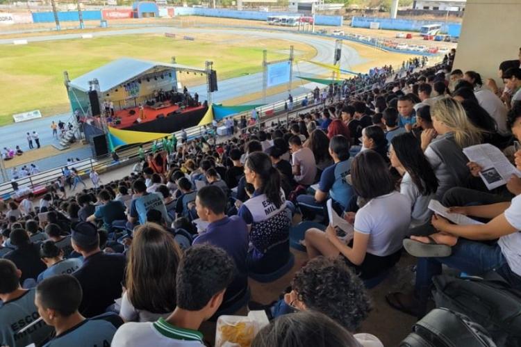 Mais de 6 mil alunos participam de aulões da 