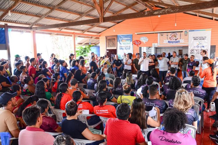 Governador Clécio Luís anuncia construção de nova Escola Bosque no Bailique