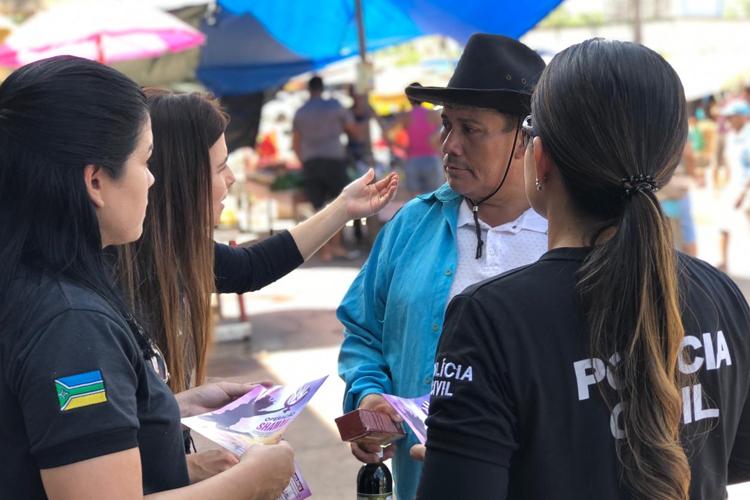 Feira do Pescado recebe equipe da Operação Shamar