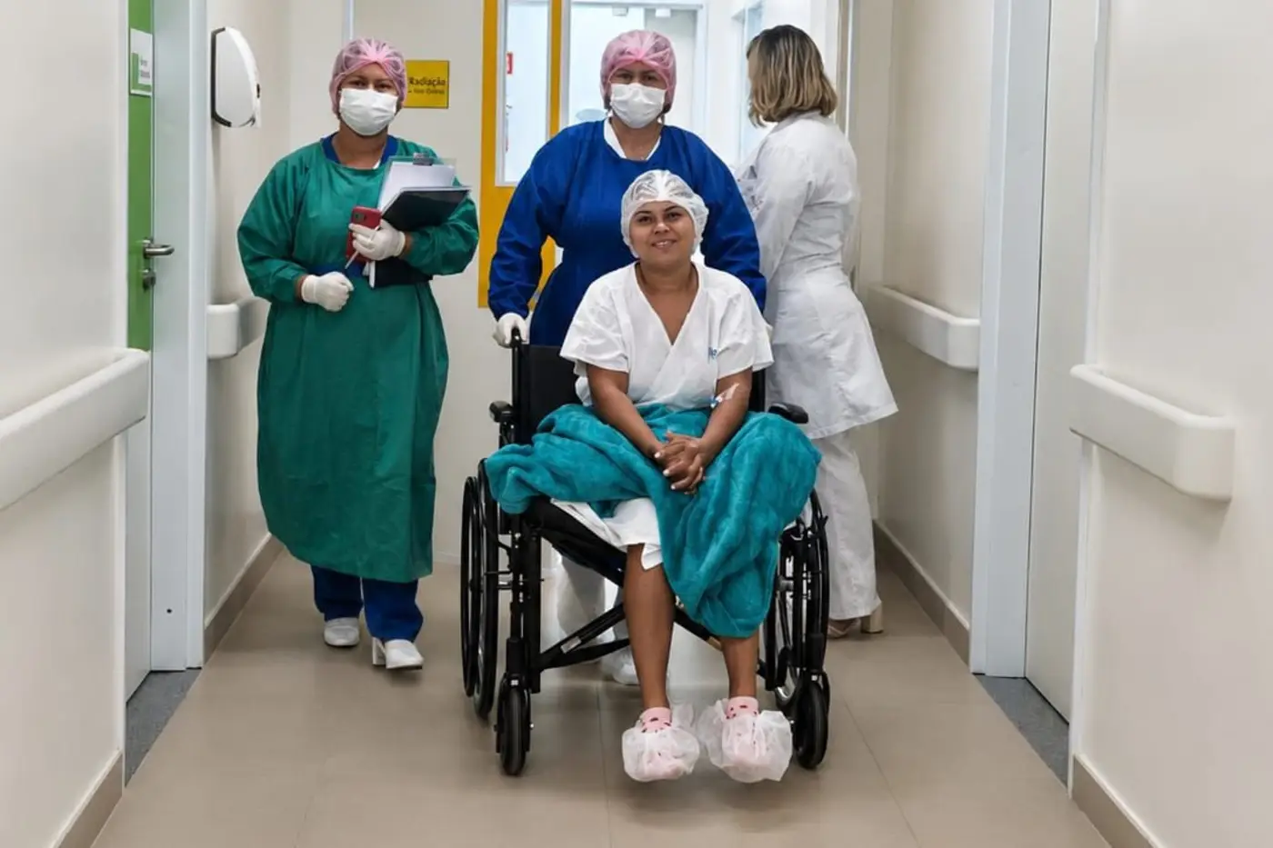 "Poder fazer meu tratamento aqui e voltar para casa todos os dias é muito gratificante", celebra primeira paciente a realizar braquiterapia no Amapá