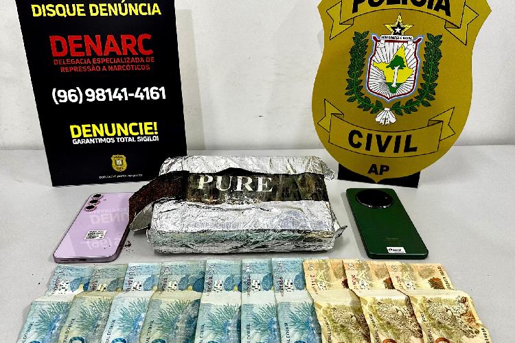 Em Santana, polícia prende duas mulheres por tráfico de drogas